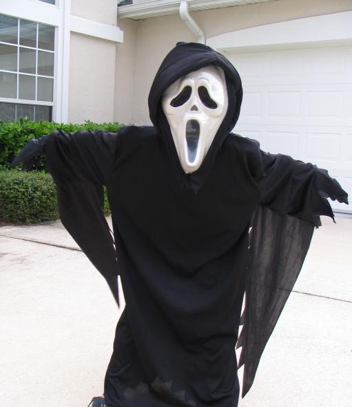 Matthew on Halloween as 'Scream'