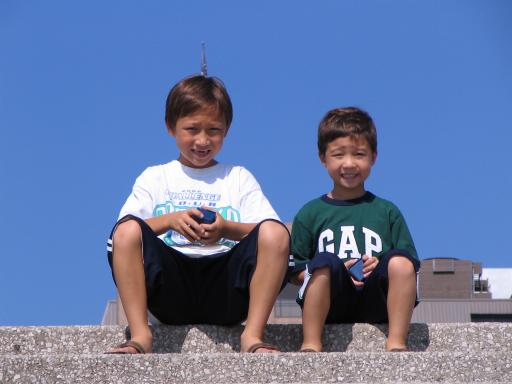 The boys on the steps of the St. Louis arch